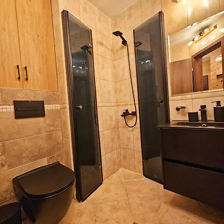 In Out Kosara Апартаменты