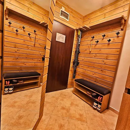 In Out Kosara شقة بانسكو