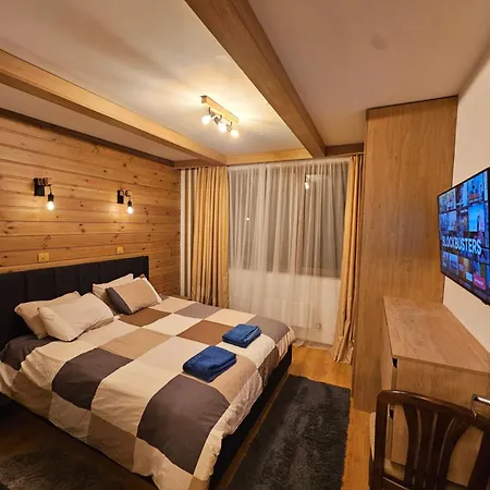 شقة In Out Kosara